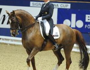 Katharina Birkenholz on Don Androsso
