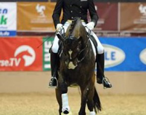 Patrick van der Meer and Uzzo in the warm-up