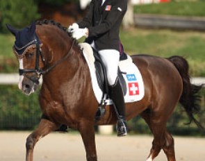 Swiss Naomi Winnewisser on Diamant NW