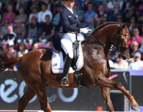 Fabienne Lutkemeier and D'Agostino rode to dramatic Carmina Burana music. The pair rode many strong movements, but D'Agostino was unusually tense in the canter and made mistakes in the changes