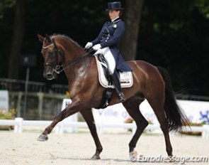 Eline Borrey de Coninck and Don Warohn EDC at the 2013 European Junior/Young Riders Championships in Compiegne (FRA) :: Photo © Astrid Appels