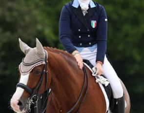 Sole Italian rider in Compiegne: Camilla Mauro on Der Kleine Lord