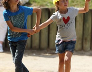 The kids of Jorinde Verwimp's trainer Anky van Grunsven root for Belgium this time!