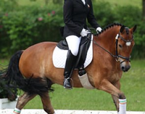 Linnea Larkin on Goofy