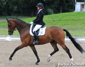 Laura Stigler and Doubleyou W at the 2013 CDN Langenfeld :: Photo © Barbara Schnell