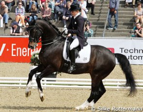Jenny Lang and Loverboy at the 2013 CDI Mannheim :: Photo © Silke Rottermann