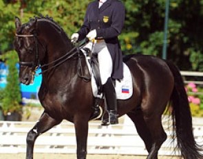 Alexandra Korelova and Baikal at the 2013 CDI Nizhniy Novgorod