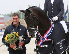 Severo Jurado Lopez on Everdale, flanked by owner Gert-Jan van Olst :: Photo © LL-foto.de