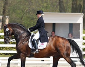 Amy Woodhead on Pardon