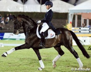 Kirsten Brouwer and Tuschinski at the Verden Stallion Parade in 2013 :: Photo © LL-foto