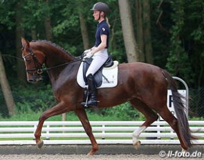 Helen Langehanenberg on Damon's Delorange