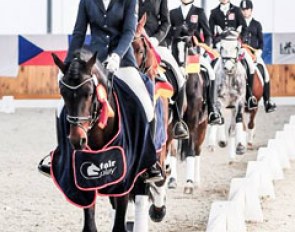 German Lea Luise Nehls and De Long lead the way in the pony victory gallop