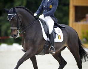 Alexa Fairchild on Totall Tip Top