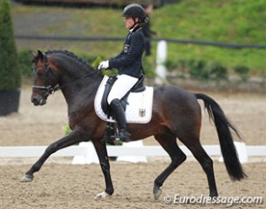 Lea Louise Nehls and De Long at the 2014 European Pony Championships :: Photo © Astrid Appels