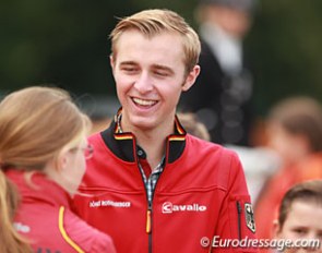 Sönke Rothenberger supporting his younger sister Semmieke at the 2014 European Pony Championships :: Photo © Astrid Appels