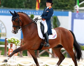 Anne Meulendijks on Avanti