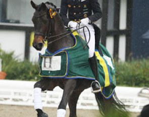 Patrik Kittel and Deja win the Grand Prix for Kur at the 2014 CDI Hagen