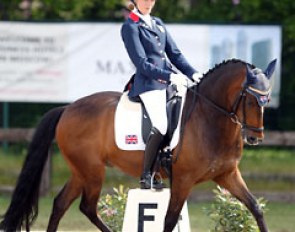 Rebecca Bell on Valido's Starlight