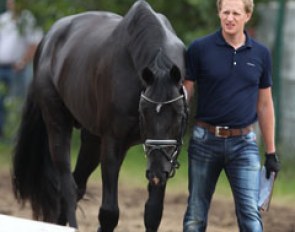 Matthias and Totilas getting ready for the vet inspection