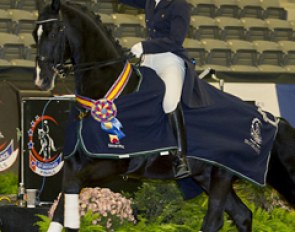 Mette Rosencrantz and De Noir at the 2014 U.S. Dressage Finals :: Photo © Sue Stickle