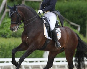 Pascale de Miranda on Bugatti