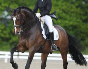 Elizabeta Orekhova on Ronny