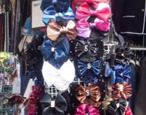 These bow hair nets are so 1990