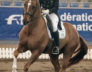 Judy Dierks on Feramo K :: Photo © Franz Venhaus