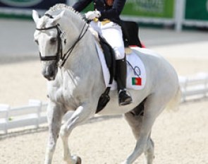 Portuguese Maria Caetano on Xiripiti