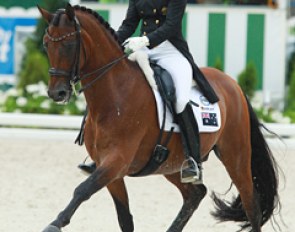 Lyndal Oatley and Sandro Boy at the 2014 World Equestrian Games :: Photo © Astrid Appels