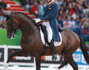 Another top talent for the future: Diederik van Silfhout and Arlando. Van Silfhout presented this horse beautiful but the green GP horse lacked ground cover in walk and canter, but he's very lightfooted in piaffe and passage