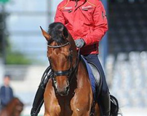 Sönke Rothenberger schooling Cosmo