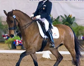 Elizabeth Ball and Avanti win the Intermediaire I