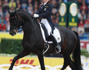 Jessica von Bredow-Werndl on Unee BB