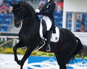 Jessica von Bredow-Werndl on Unee BB