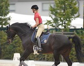 Jessica von Bredow-Werndl on Unee BB