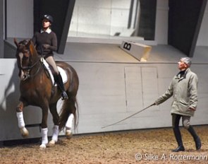 Colonel Christian Carde at a clinic in Finland :: Photo © Silke Rottermann