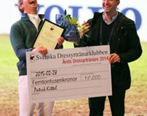 At the 2015 CDI-W Gothenburg Patrik Kittel receives the 2,000 euro cheque from Kristian von Krusenstierna during the Swedish Dressage Trainer of the Year ceremony