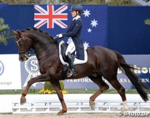 Jil Marielle Becks on Damon Hill at the 2015 CDI Hagen
