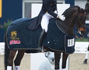 Patrik Kittel pats Deja during the prize giving ceremony