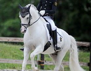 Jacob Schenk on Grenzehohes My Ken