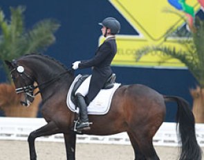 Dutch Mirelle van Kemenade-Witlox on Vivaldo