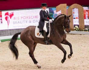 Diana Porsche and Di Sandro at the 2015 CDI-W Salzburg :: Photo courtesy Amadeus Indoor Horse Show