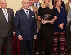 President of USPRE Kim Boyer accepted the award on behalf of USPRE at the Foro de Opinion El Caballo Espanol in Seville, Spain