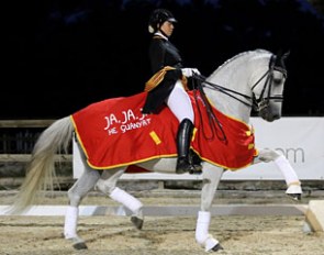 Maria Dolores Moncayola and Hierro at the 2015 Catalan Regional Championships :: Photo © Top Iberian