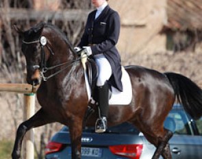 Marie Emilie Bretenoux on Union (by OO Seven x Giorgio)
