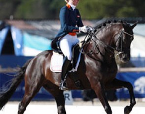 Denise Nekeman and Boston :: Photo © Astrid Appels