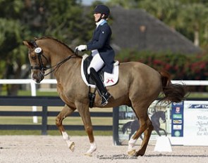 Eliane Cordia-van Reesema on Jewel's Adelante at the 2015 CDN Wellington :: Photo © Sue Stickle