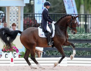 Laura Graves and Verdades at the 2015 U.S. Dressage Championships :: Photo © Sue Stickle