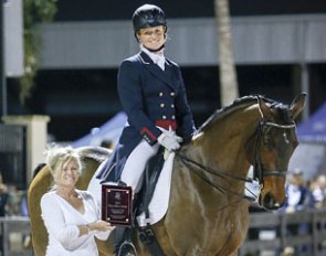 Heather Oleson received the 2015 Patsy Albers Award in Wellington :: Photo © Sue Stickle